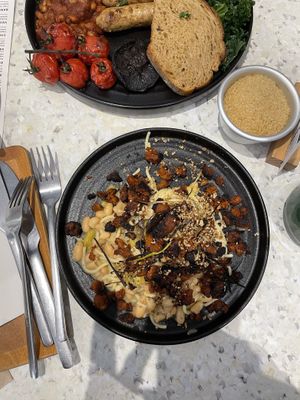   at 17 Grams in Brighton