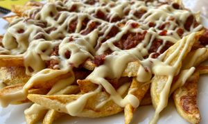 chili cheese fries  at Salud Para Vida in San Pedro La Laguna