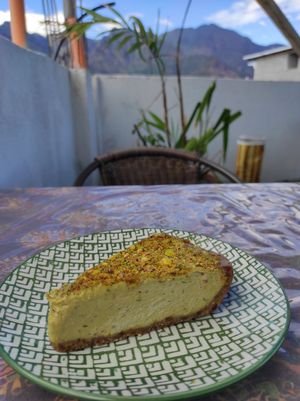 Avocado lime pie at Salud Para Vida in San Pedro La Laguna