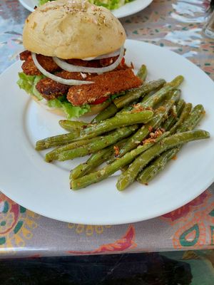 Bacon sub with garlic beans at Salud Para Vida in San Pedro La Laguna