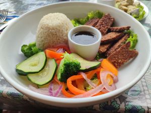Tempeh at Salud Para Vida in San Pedro La Laguna