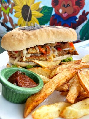 Buffalo chick’n sub 55Q + 22Q for fries  at Salud Para Vida in San Pedro La Laguna