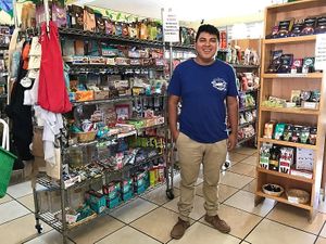 Andres at Salud Para Vida in San Pedro La Laguna