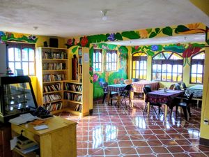 2nd Floor, Nice and Sunny
 at Salud Para Vida in San Pedro La Laguna