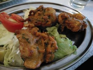 Pakodas de verdura mixta at Azafran in Alicante