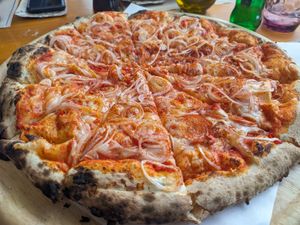 Pizza Vesuvio CL with vegan cheese at Porto Rino in Crete
