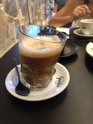 Caffe con leche de soya at Street & Soul in Toledo
