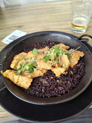 Arroz negro espectacular at Street & Soul in Toledo