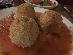 Saffron & Rose Petal Arancini
Carnaroli rice, Miyoko’s mozzarella, Forager Parmesan, Miyoko’s butter, La Bodega marinara, Bob’s Red Mill egg replacer, GF panko, Shallots, Garlic, French Grey salt at Sonoma Wine Shop - La Bodega in Sebastopol