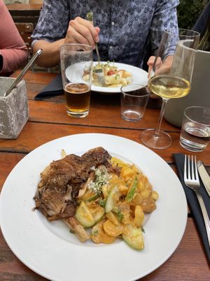 Austernpilz-Schnitzel  at Mala in Leipzig