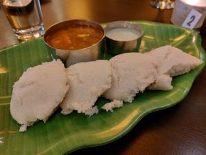 Idli (steamed rice cake) with vegetable curry at SJ SouthIndian Food in Mannheim