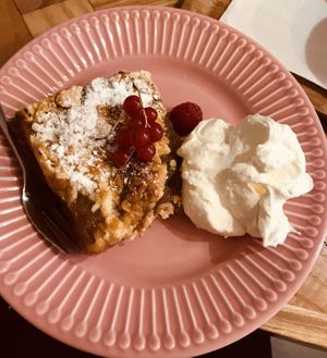 Apple pie with vegan cream - delicious! at Las in Zakopane