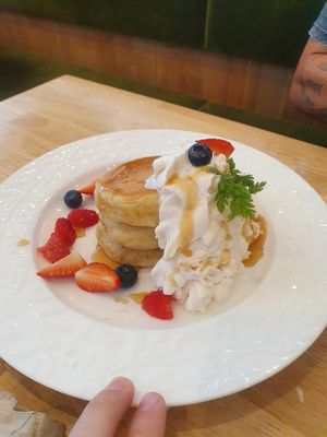 Fruit pancakes at KOMEDA is in Tokyo
