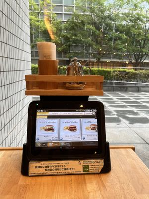 Ordering system   at KOMEDA is in Tokyo