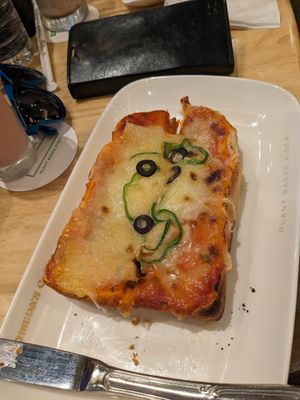 Pizza toast at KOMEDA is in Tokyo