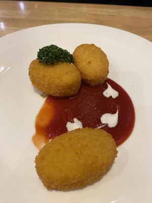 Croquettes with ketchup  #Veganuary at KOMEDA is in Tokyo