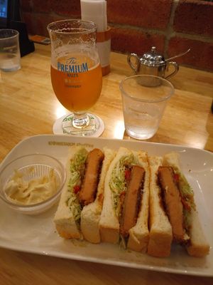  at KOMEDA is in Tokyo