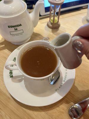 Black tea with oat milk 19 Jan 2025 #Veganuary at KOMEDA is in Tokyo