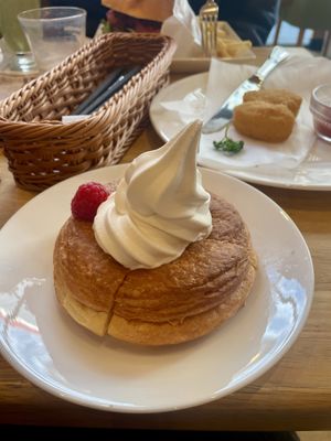   at KOMEDA is in Tokyo