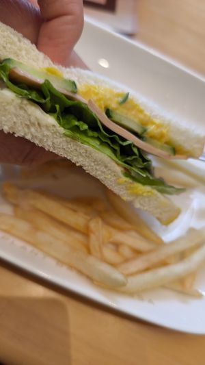 Egg plant sandwich at KOMEDA is in Tokyo