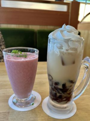 Strawberry amazake smoothie and coffee jelly drink with soy cream  at KOMEDA is in Tokyo