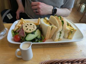 Sandwich plate at KOMEDA is in Tokyo