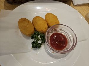  at KOMEDA is in Tokyo