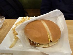 The egg-style chicken tartar burger   at KOMEDA is in Tokyo