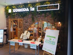 Enter here at KOMEDA is in Tokyo