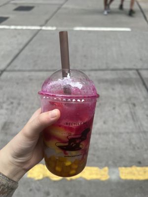   at Mother Pearl 圓貝 in Hong Kong Island