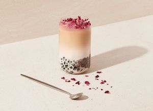 Drink at Mother Pearl 圓貝 in Hong Kong Island