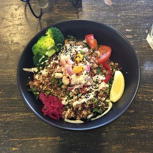 Vegan poke bowl at Wise Cicada Wholefood Cafe in Auckland