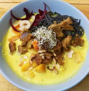 Chiang Mai curry at Wise Cicada Wholefood Cafe in Auckland