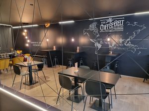 Interior at IzyCoffee in Izegem