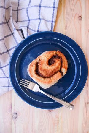 Rolo de canela at Malabarista Cafe in Lisbon