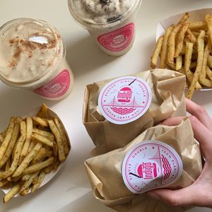 indigo burgers, seasoned fries, and (pumpkin & oreo) shakes! 💝 requires so much self control to not go every week... at Indigo Burger in Newark