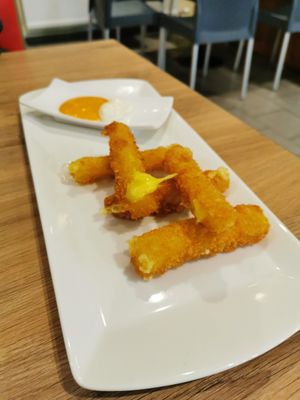 Mozzarella dippers (incredible!) at Loving Hut in Reykjavik