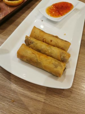Spring rolls at Loving Hut in Reykjavik