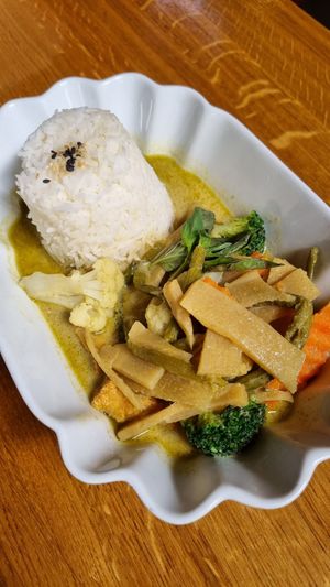 Green curry - spicy ;) at Pumpui in Vienna