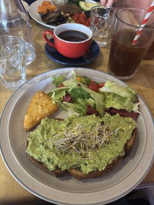 Avo on toast (with extra hash brown)  at Seven in Edinburgh