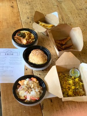 Happy family at Cafe 1610 in Dayton