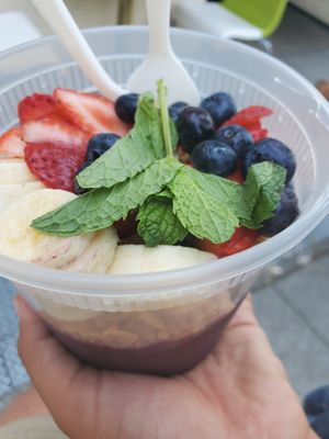 Brazilian acai bowl at Organic Greens in Berkeley