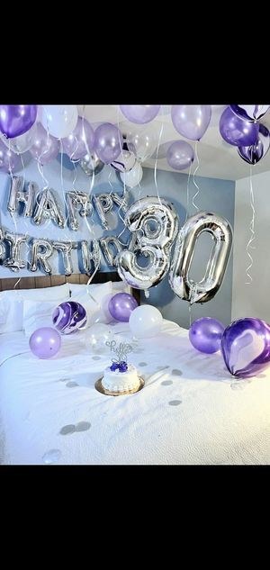  at D&D Bake Shoppe in Copiague