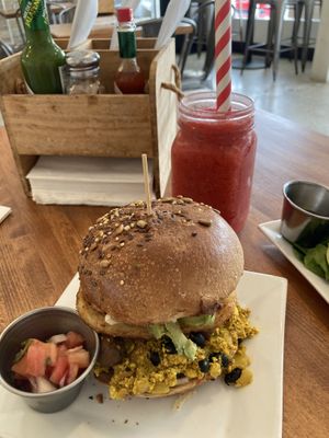 Vegan breakfast sandwich and smoothie with strawberry lime and ginger   at PS Green Express in Fort Lauderdale