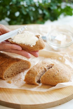 vegan butter and glutenfree bread at Tvoya Kultura in Tyumen