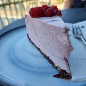 Raspberry Cheesecake at KLYO in Vienna