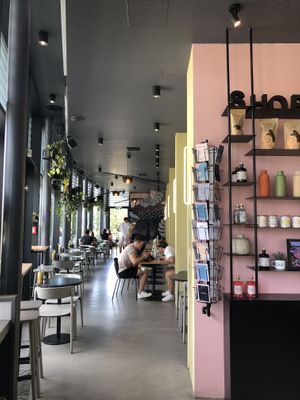 Inside   at KLYO in Vienna