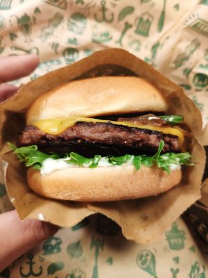 Beyond Las Angeles burger at Bastard Burgers - Östra Hamngatan in Gothenburg