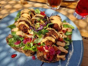 Falafel sandwich at Paal 17 in Texel