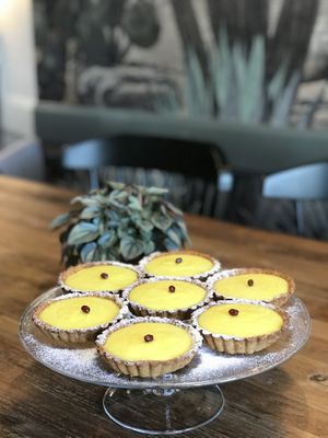 Tarte au citron  at Le Paradisier Café in Nyons